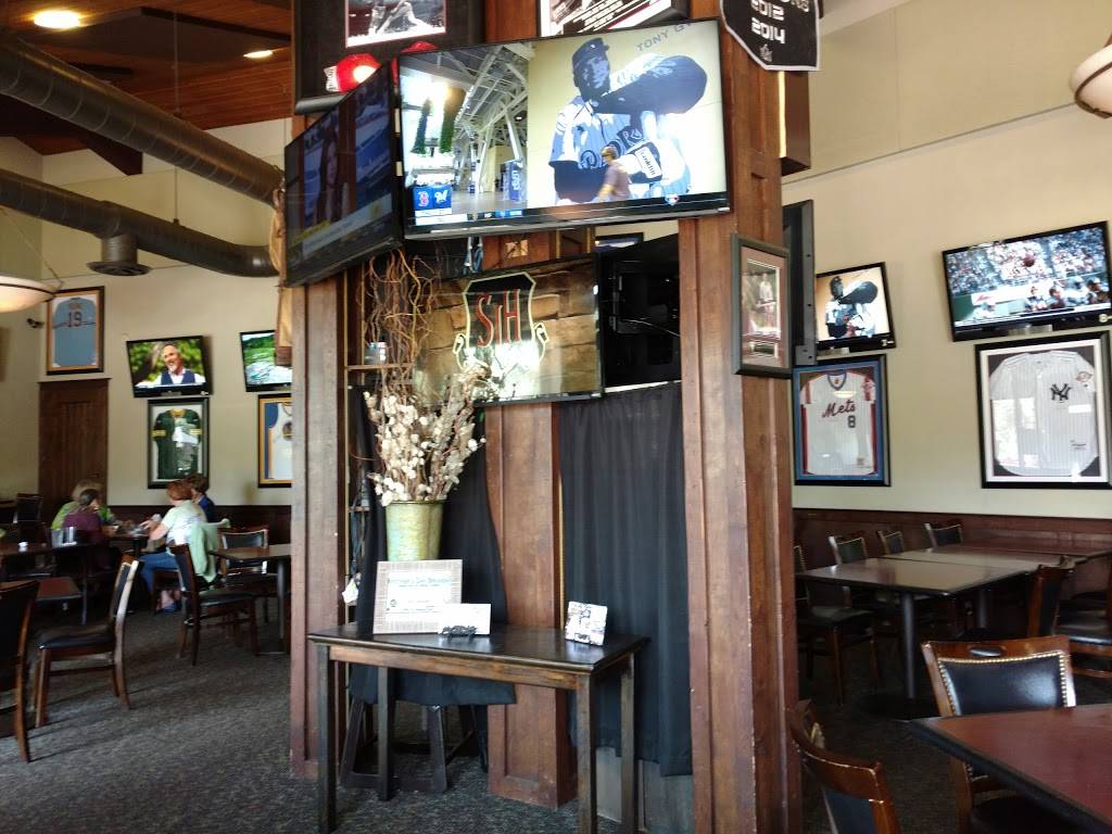 19 Sports Bar & Grill | restaurant | 32120 San Juan Creek Rd, San Juan Capistrano, CA 92675, USA | 9492401919 OR +1 949-240-1919