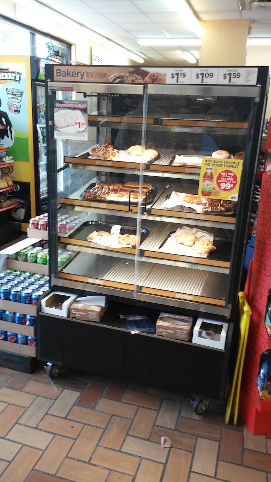 Kangaroo Express | meal takeaway | 25615 FL-46, Sorrento, FL 32776, USA | 3523830810 OR +1 352-383-0810