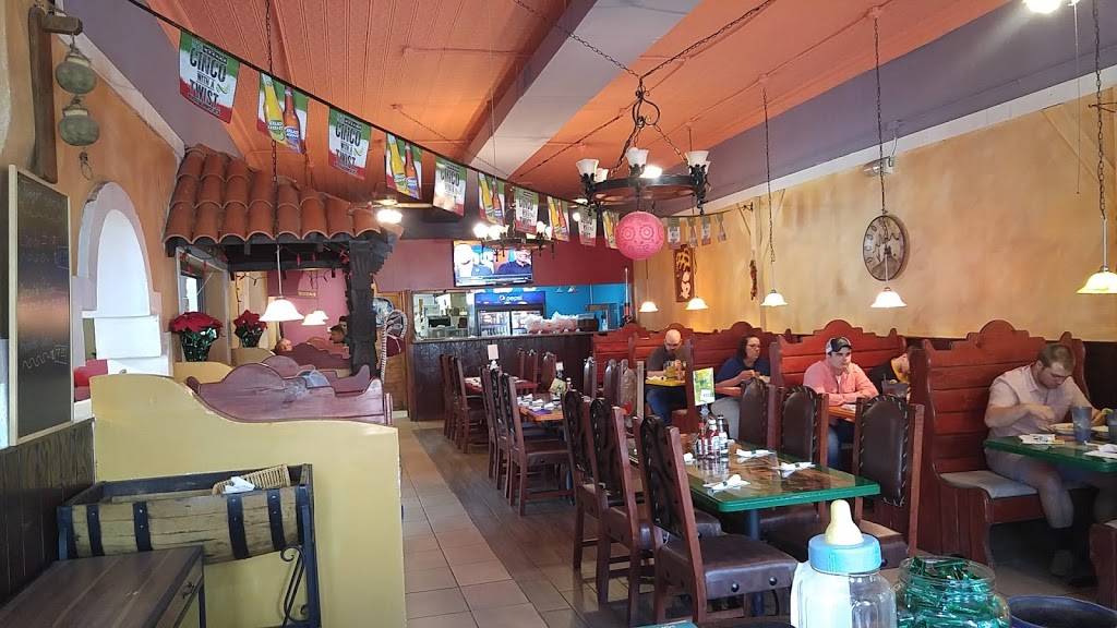 Los Tres Caminos | restaurant | 212 E North Ave, Flora, IL 62839, USA | 6186623416 OR +1 618-662-3416