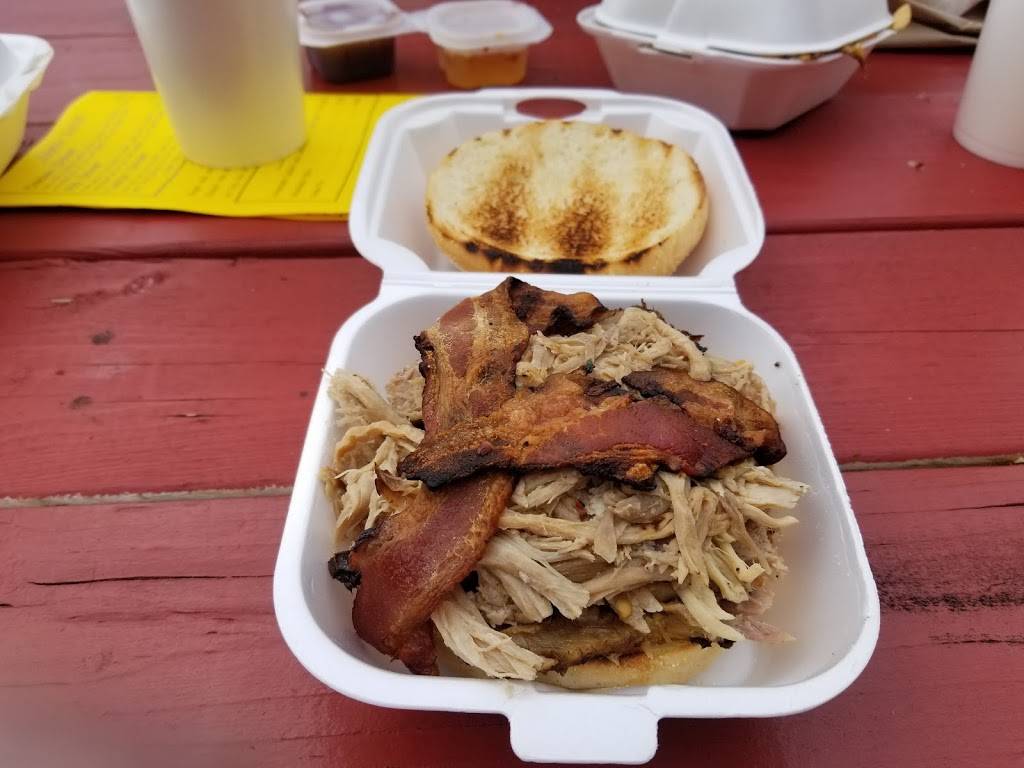 Big Bad Wolfs House of Barbeque | restaurant | 5713 Harford Rd, Baltimore, MD 21214, USA | 4104446422 OR +1 410-444-6422