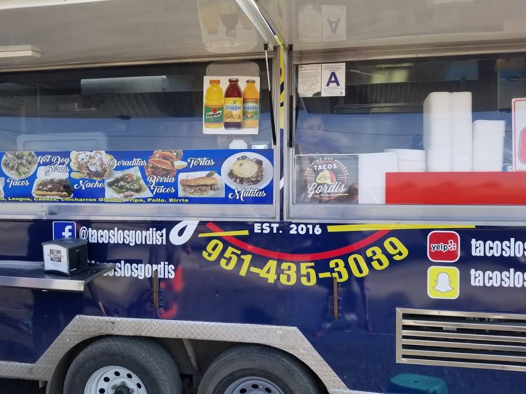Tacos Los Gordis | restaurant | 21621 Cajalco Rd, Perris, CA 92570, USA | 9514353039 OR +1 951-435-3039