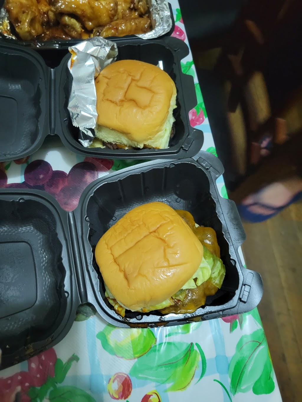 Coney Island House of Wings | meal takeaway | 3100 Ocean Pkwy, Brooklyn, NY 11235, USA | 3476221111 OR +1 347-622-1111