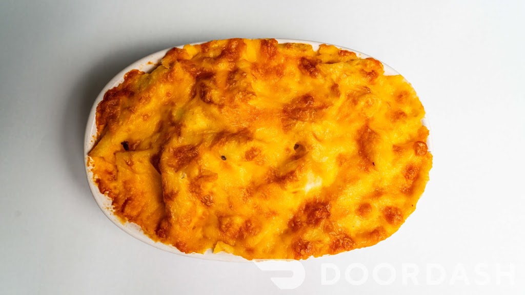 Flakes N Ting LLC | restaurant | 1609 Harmer St Unit Q, Levittown, PA 19057, USA | 2675833408 OR +1 267-583-3408