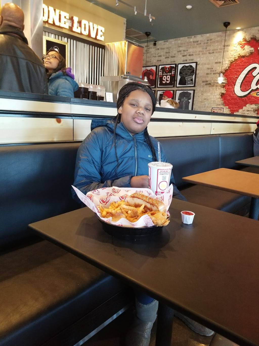 Raising Canes Chicken Fingers | meal takeaway | 9570 S Western Ave, Evergreen Park, IL 60805, USA | 7084231287 OR +1 708-423-1287