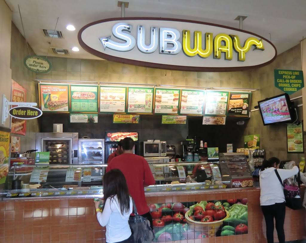 Subway | meal takeaway | 1870 9th St N Fc9, Naples, FL 34102, USA | 2396496666 OR +1 239-649-6666