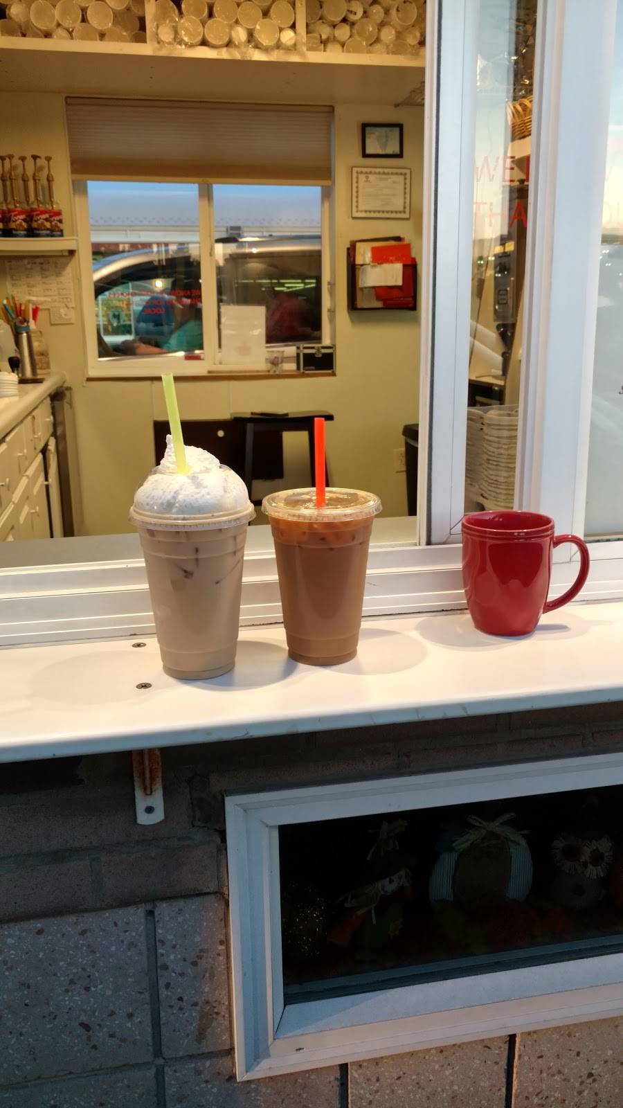 Java Station | restaurant | 1426 N Henderson St, Galesburg, IL 61401, USA | 3093431800 OR +1 309-343-1800