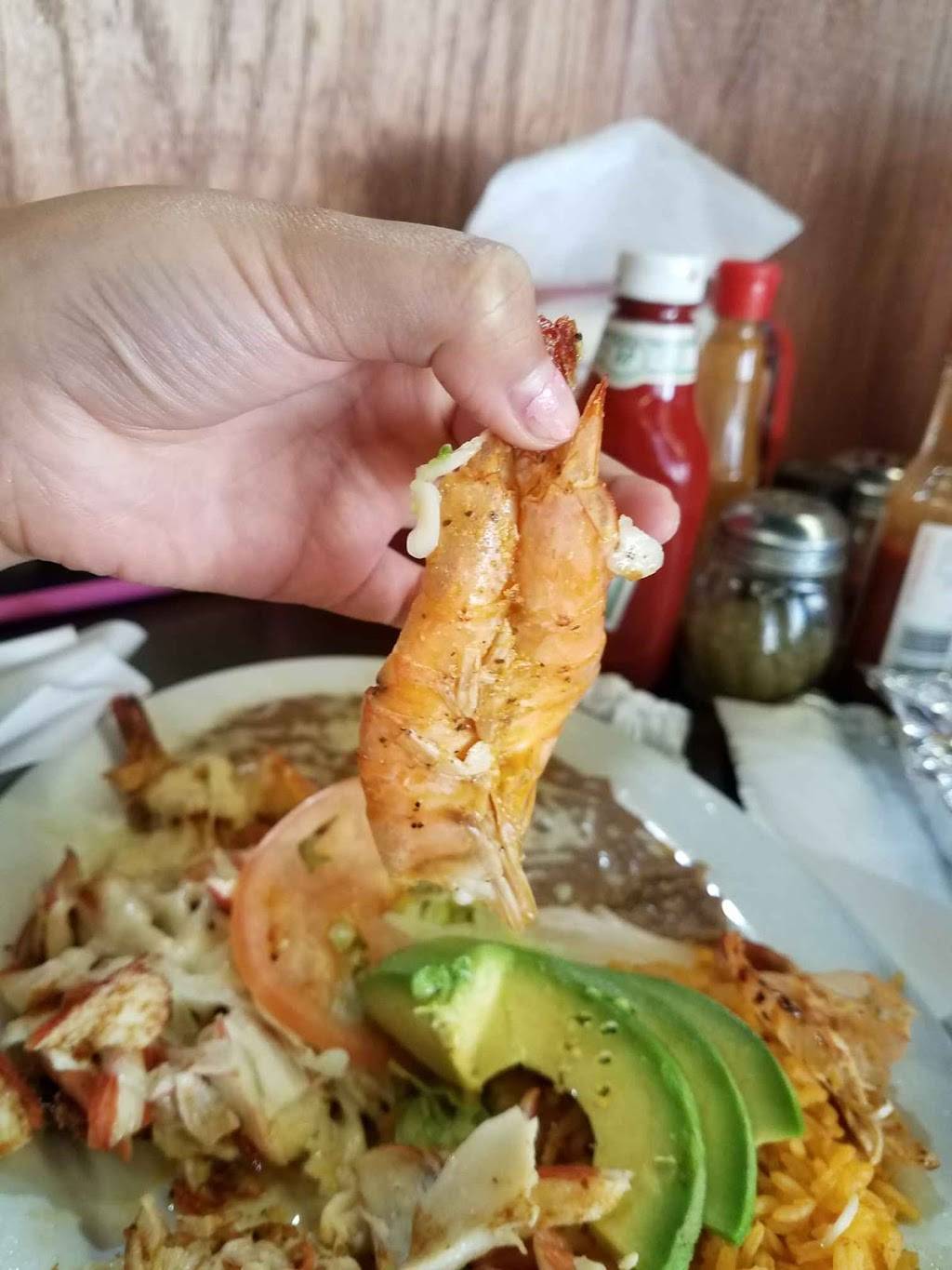 La Fonda Taqueria Y Mariscos | restaurant | 358 Central Ave, Shafter, CA 93263, USA | 6617460034 OR +1 661-746-0034