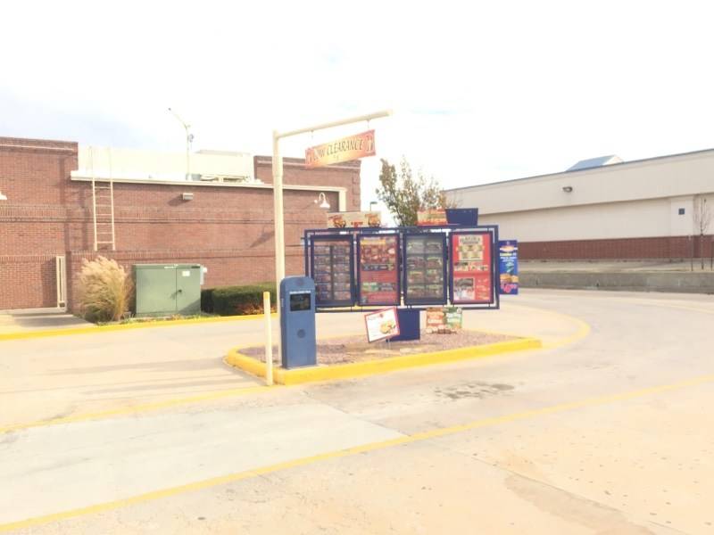 Braums Ice Cream & Burger Restaurant | restaurant | 401 S Andover Rd, Andover, KS 67002, USA | 3167334344 OR +1 316-733-4344