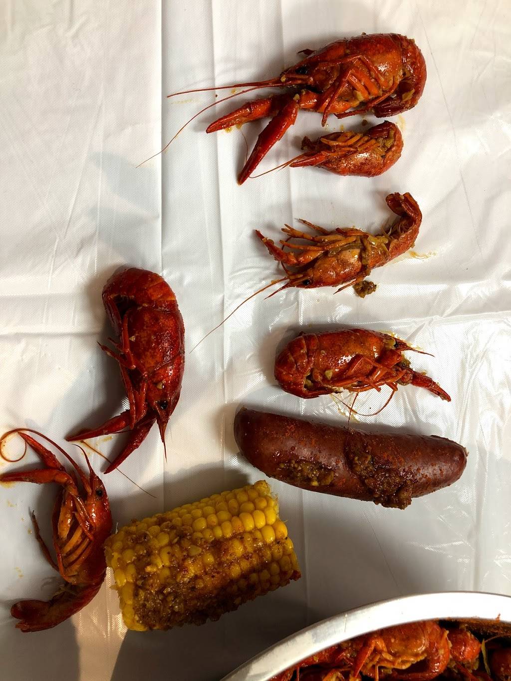 BlueTree Wing & Seafood | restaurant | 13500 W Airport Blvd Ste A, Sugar Land, TX 77498, USA | 2813025553 OR +1 281-302-5553