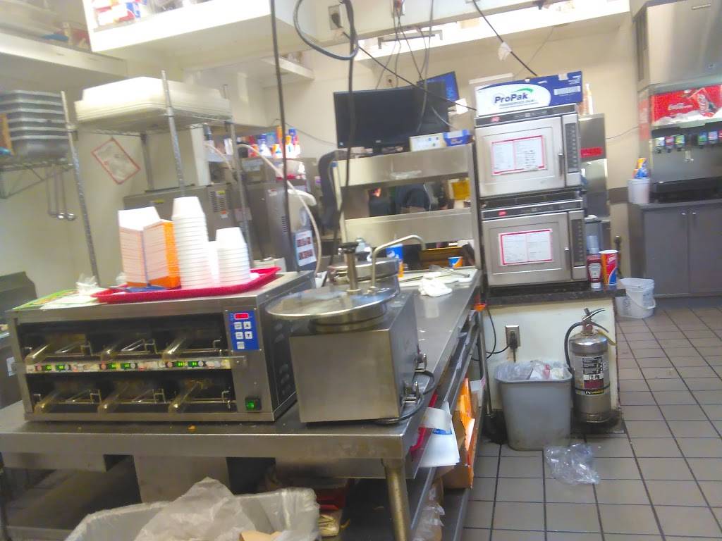 Dairy Queen Grill & Chill | restaurant | 2110 Northern Lights Blvd, Lino Lakes, MN 55038, USA | 6514266310 OR +1 651-426-6310