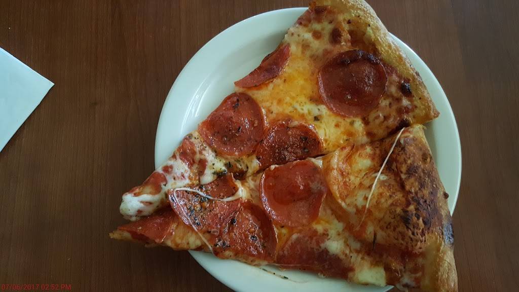 Red Devil Italian Restaurant & Pizzeria | restaurant | 3004 E Bell Rd, Phoenix, AZ 85032, USA | 6024930211 OR +1 602-493-0211