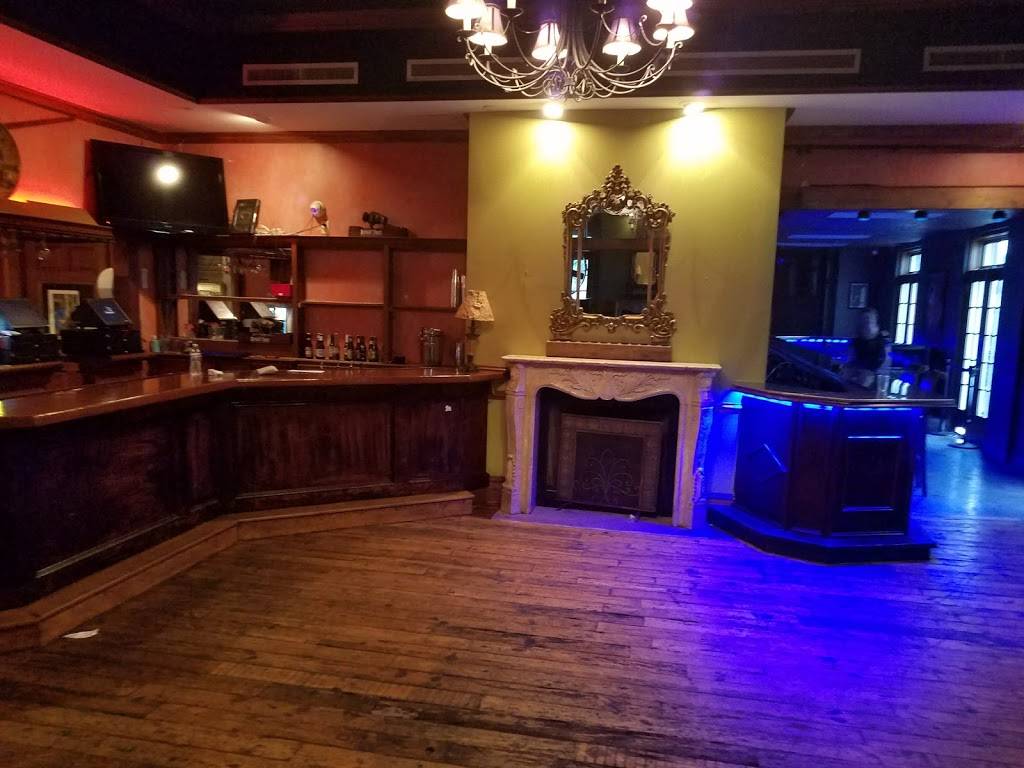 Jerry Lee Lewis Cafe & Honky Tonk | restaurant | 310 Beale St, Memphis, TN 38103, USA | 9013006788 OR +1 901-300-6788