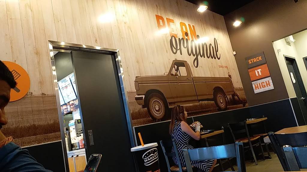 Harveys | restaurant | 543 Steeles Ave. Unit #1 Steeles Ave and, Kennedy Rd S, Brampton, ON L6W 4S2, Canada | 9054595207 OR +1 905-459-5207