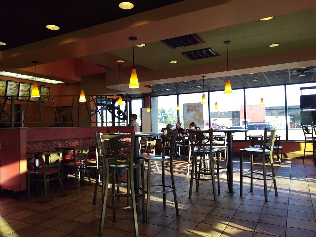 Taco Bell | meal takeaway | 1507 S Nevada Ave, Colorado Springs, CO 80906, USA | 7196338838 OR +1 719-633-8838