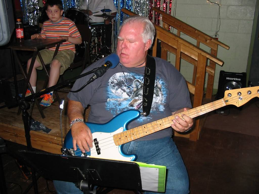 Ice Cream Shack & More, LLC | restaurant | 8151 Wassom Memorial Hwy, Grandview, TN 37337, USA | 4239949643 OR +1 423-994-9643