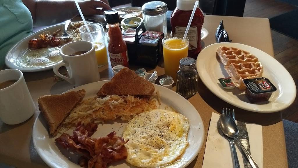 Craylees | restaurant | 237 Bleecker St, Utica, NY 13501, USA | 3155074713 OR +1 315-507-4713