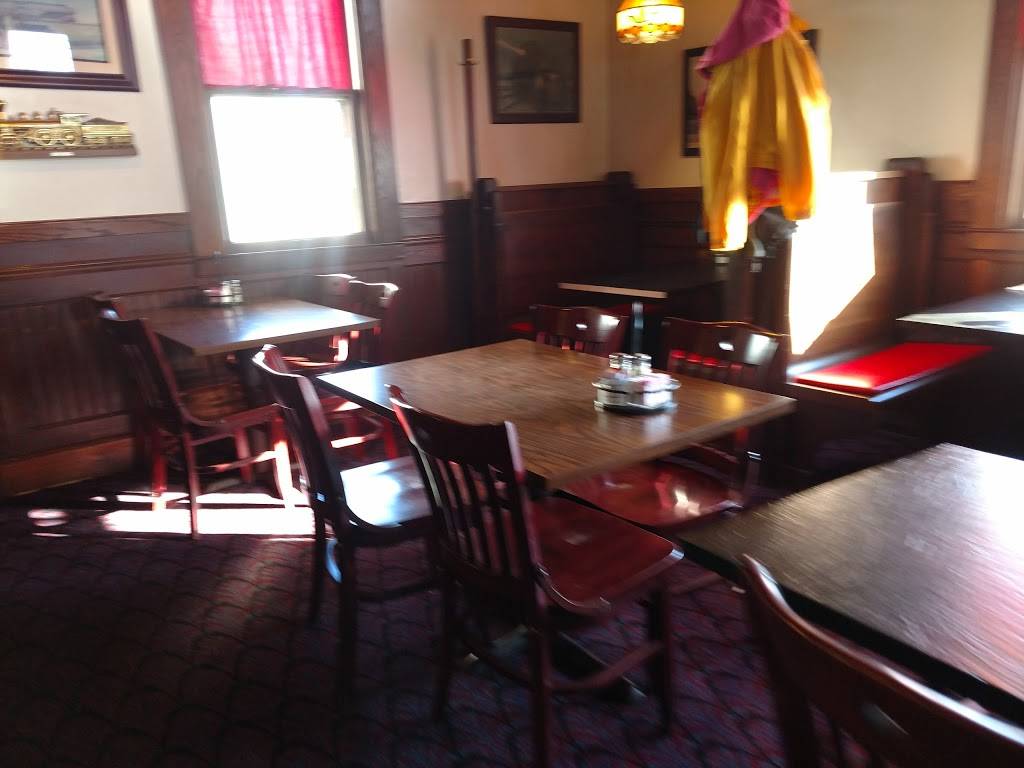 Leslie Depot Diner | restaurant | 107 Covert St, Leslie, MI 49251, USA | 5175895230 OR +1 517-589-5230