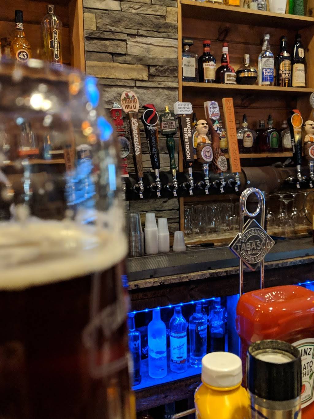 The Filling Station | restaurant | 120 W Main St #2002, Mt Pleasant, PA 15666, USA | 7245427772 OR +1 724-542-7772