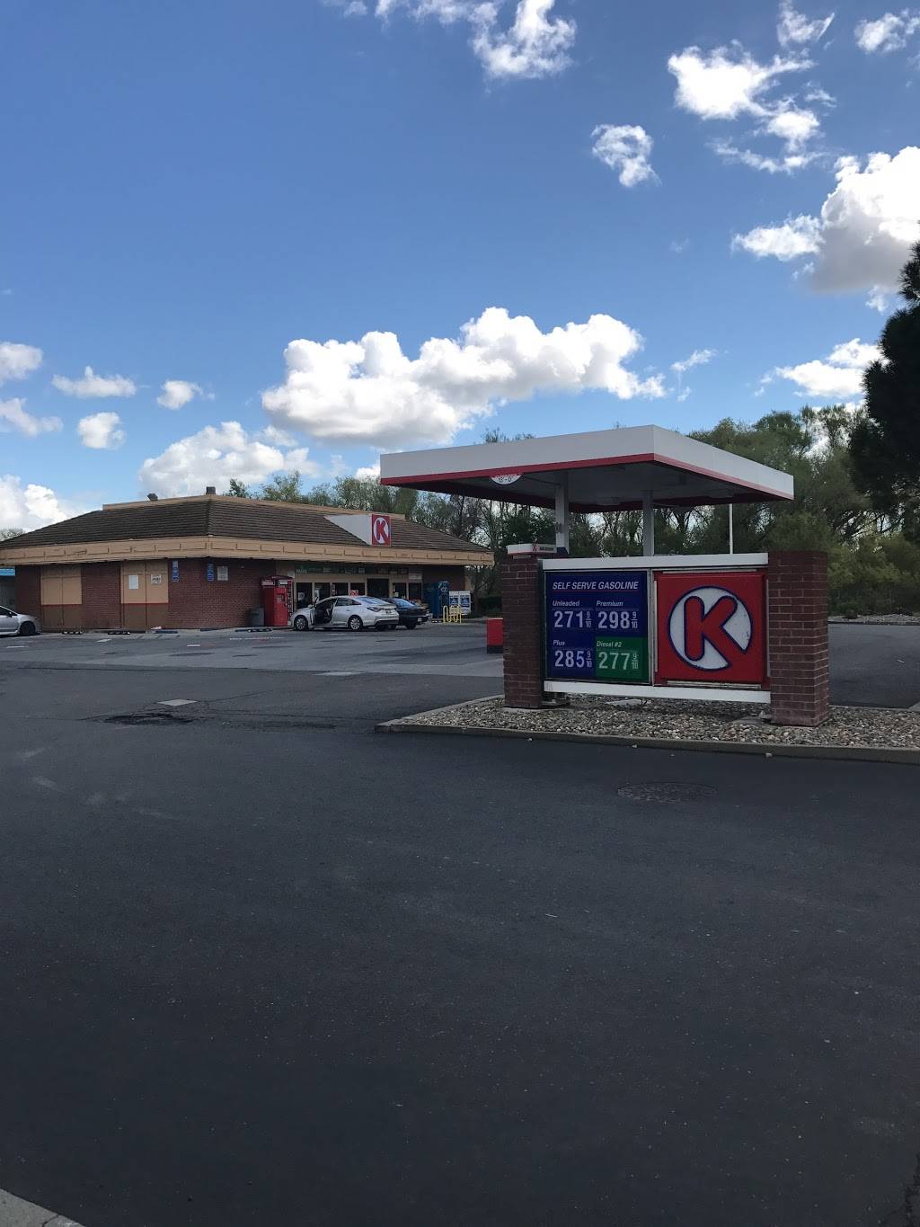 Circle K | meal takeaway | 1930 Lake Blvd, Davis, CA 95616, USA | 5307560604 OR +1 530-756-0604