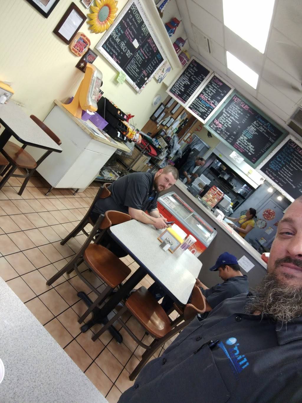 Franconia Pizza | restaurant | 6112 Franconia Rd, Alexandria, VA 22310, USA | 7039714766 OR +1 703-971-4766