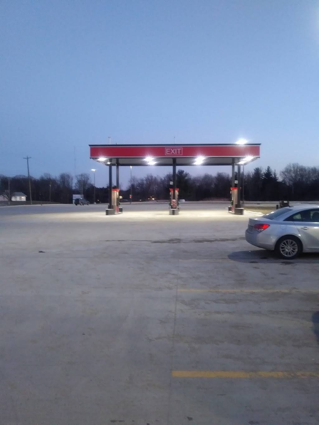 Caseys |  | 2625 State Hwy 7, North Vernon, IN 47265, USA | 8123520267 OR +1 812-352-0267