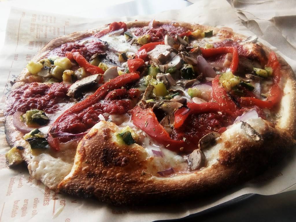 Blaze Pizza | meal takeaway | 15903 S Harlem Ave, Tinley Park, IL 60477, USA | 7082706061 OR +1 708-270-6061