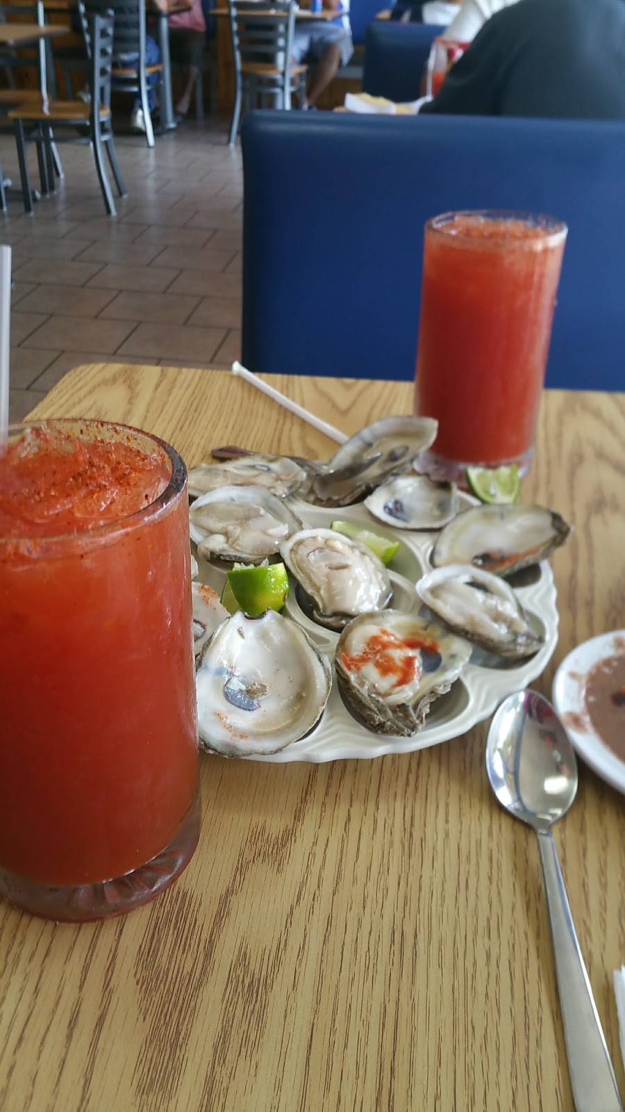 Ostioneria Guadalajara | restaurant | 1220 W 16th St, Merced, CA 95340, USA | 2093836533 OR +1 209-383-6533