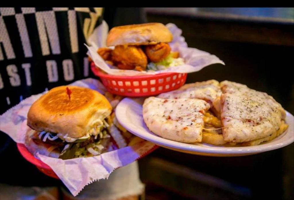 Fat Pats Bar and Grill - Westmark | restaurant | 117 Westmark Blvd, Lafayette, LA 70506, USA | 3377068882 OR +1 337-706-8882