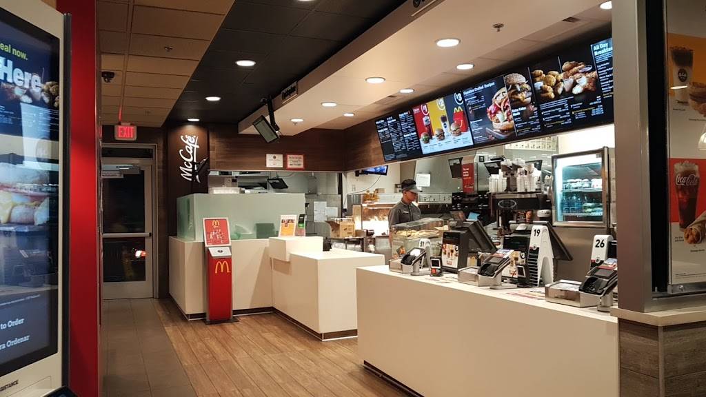 McDonalds | cafe | 4200 E Chapman Ave, Orange, CA 92869, USA | 7145384337 OR +1 714-538-4337