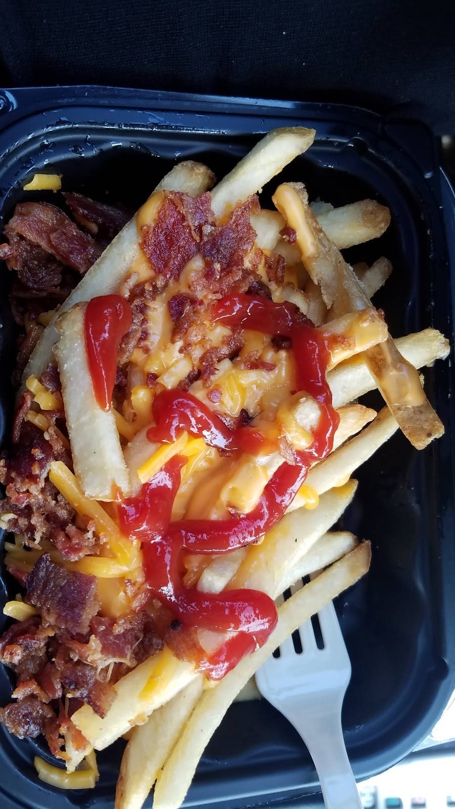 Wendys | restaurant | 9036 Venice Blvd, Culver City, CA 90232, USA | 3108377736 OR +1 310-837-7736