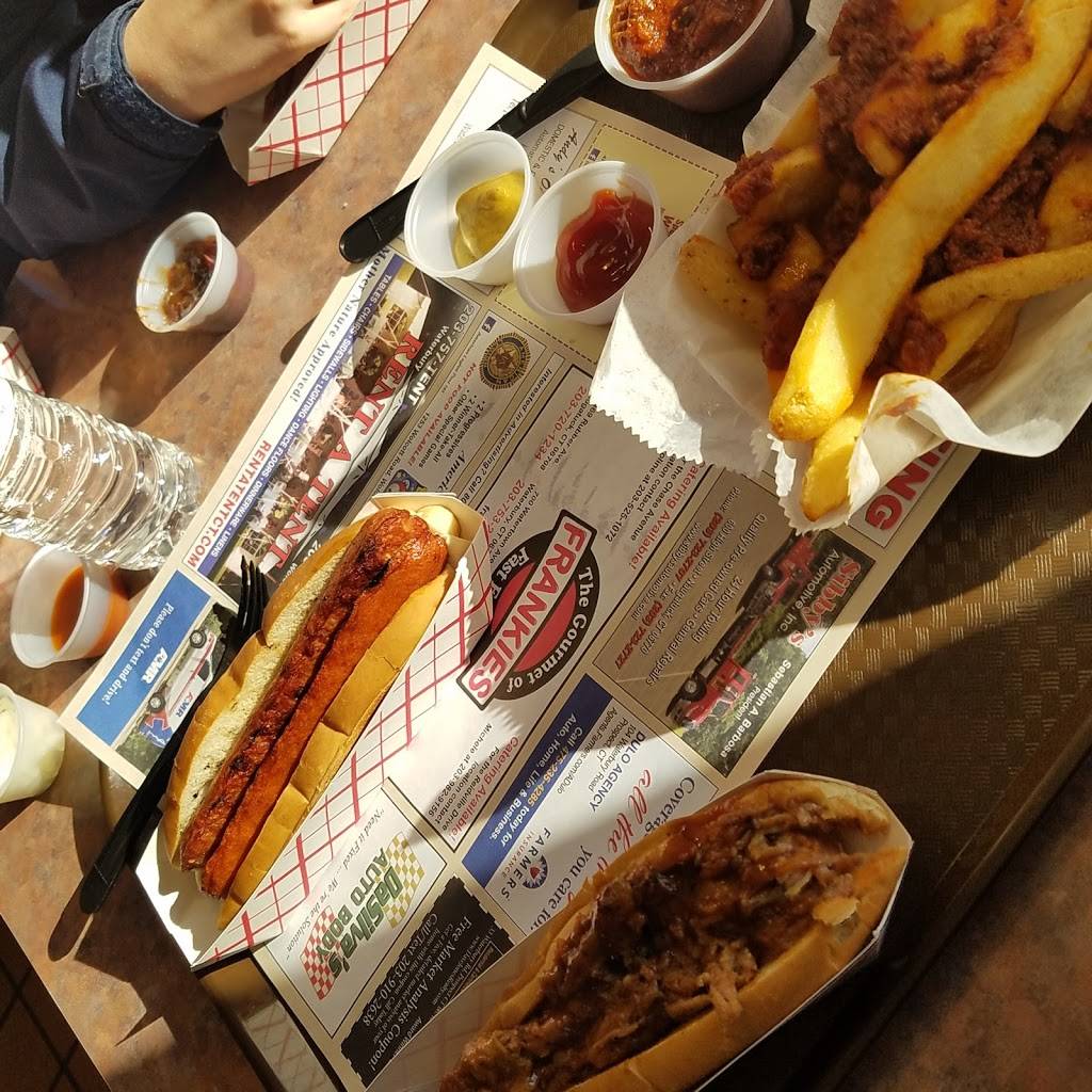 Big Franks BBQ Grill | restaurant | 572 Watertown Ave, Waterbury, CT 06708, USA | 2037537427 OR +1 203-753-7427