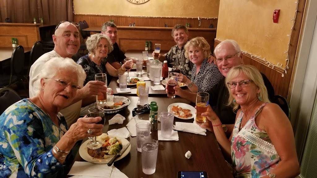 Meadows Village Pub | restaurant | 5013 Ringwood Meadow, Sarasota, FL 34235, USA | 9413425050 OR +1 941-342-5050