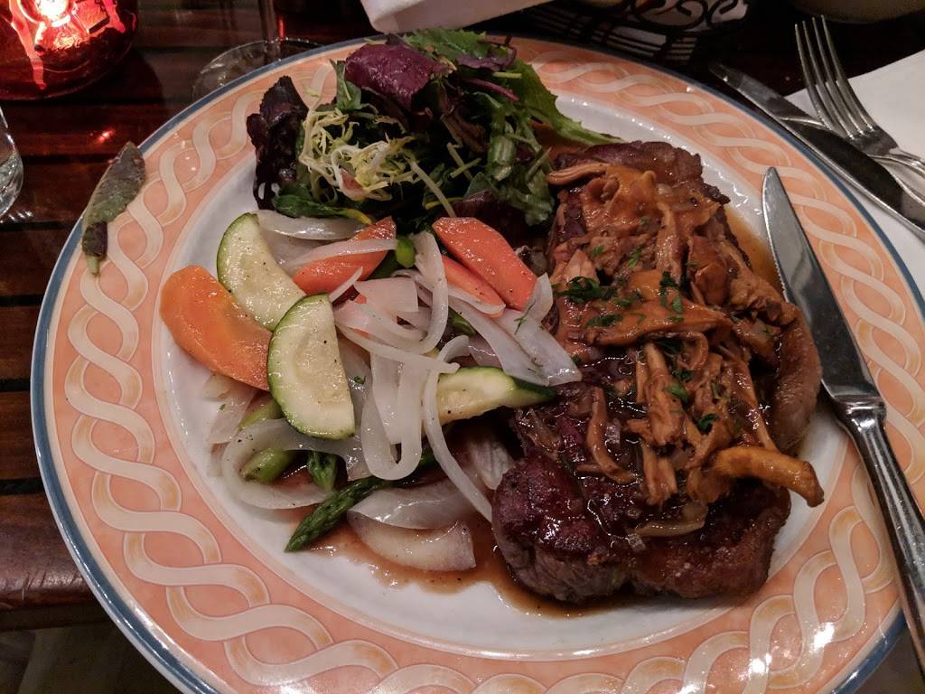 Castagna Bistro | restaurant | 2015 Chestnut St, San Francisco, CA 94123, USA | 4154404290 OR +1 415-440-4290