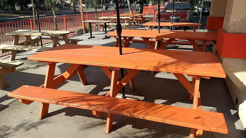 Taqueria Yarelis | meal takeaway | 429 N Fresno St, Fresno, CA 93701, USA | 5594890410 OR +1 559-489-0410