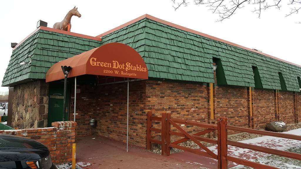 Green Dot Stables | restaurant | 2200 W Lafayette Blvd, Detroit, MI 48216, USA | 3139625588 OR +1 313-962-5588