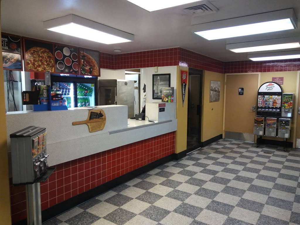 Pizza Hut | meal takeaway | 2705 NE Sunset Blvd, Renton, WA 98056, USA | 4252284800 OR +1 425-228-4800