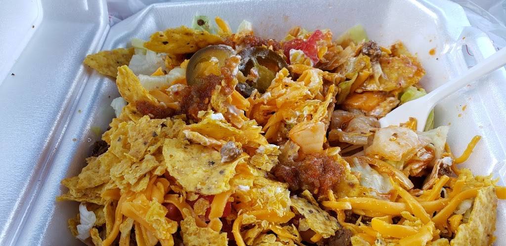 S & S Tacos and Stuff | restaurant | 701 S U.S. Hwy 41, Ruskin, FL 33570, USA | 8136458226 OR +1 813-645-8226