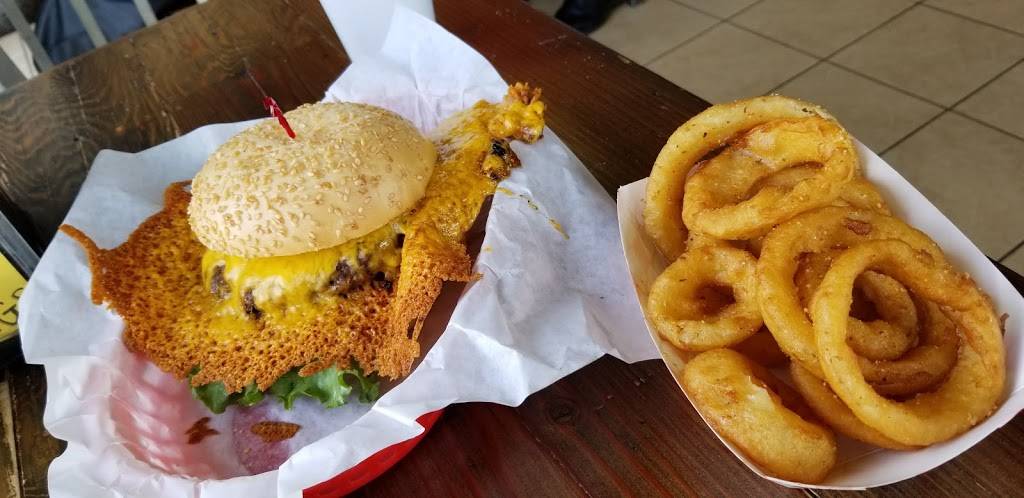 Squeeze Burger | restaurant | 5301 Power Inn Rd, Sacramento, CA 95820, USA | 9163868599 OR +1 916-386-8599