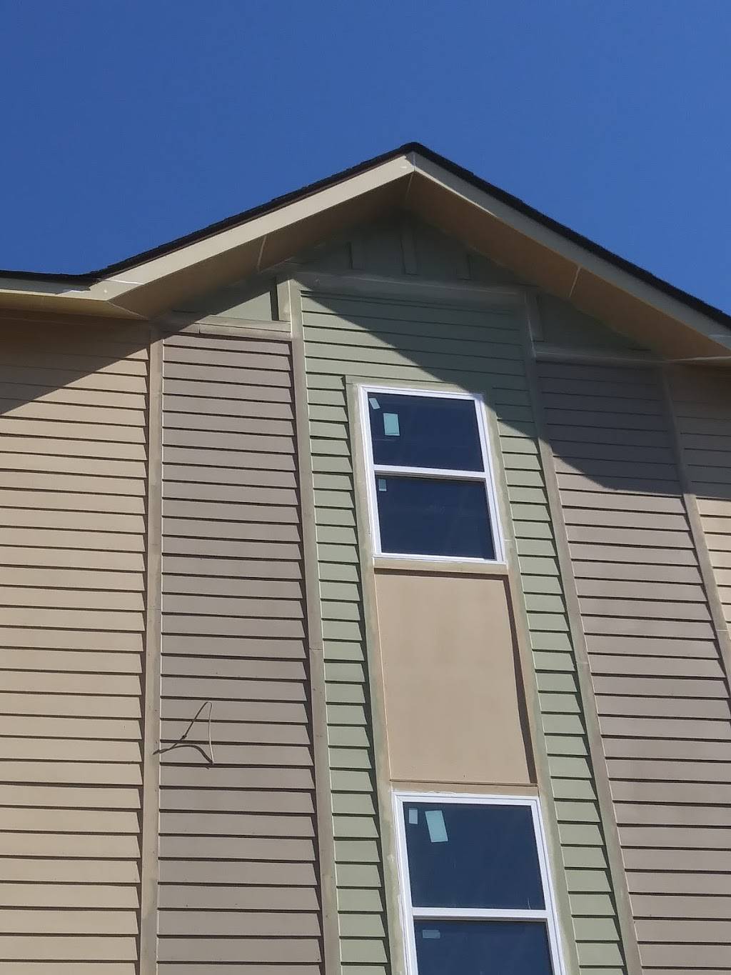 Lil Cees | restaurant | 605 Douglas Ave, Nashville, TN 37207, USA | 6152266900 OR +1 615-226-6900