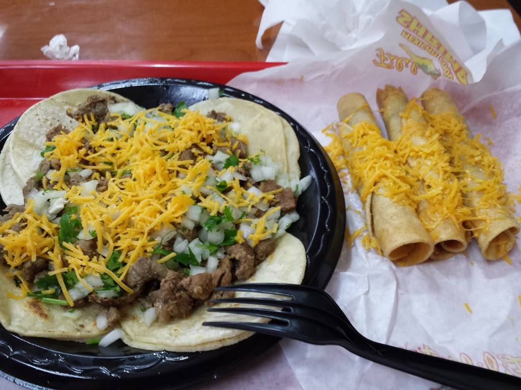 Filibertos Mexican Food | restaurant | 3202 E Greenway Rd, Phoenix, AZ 85032, USA | 6024931414 OR +1 602-493-1414