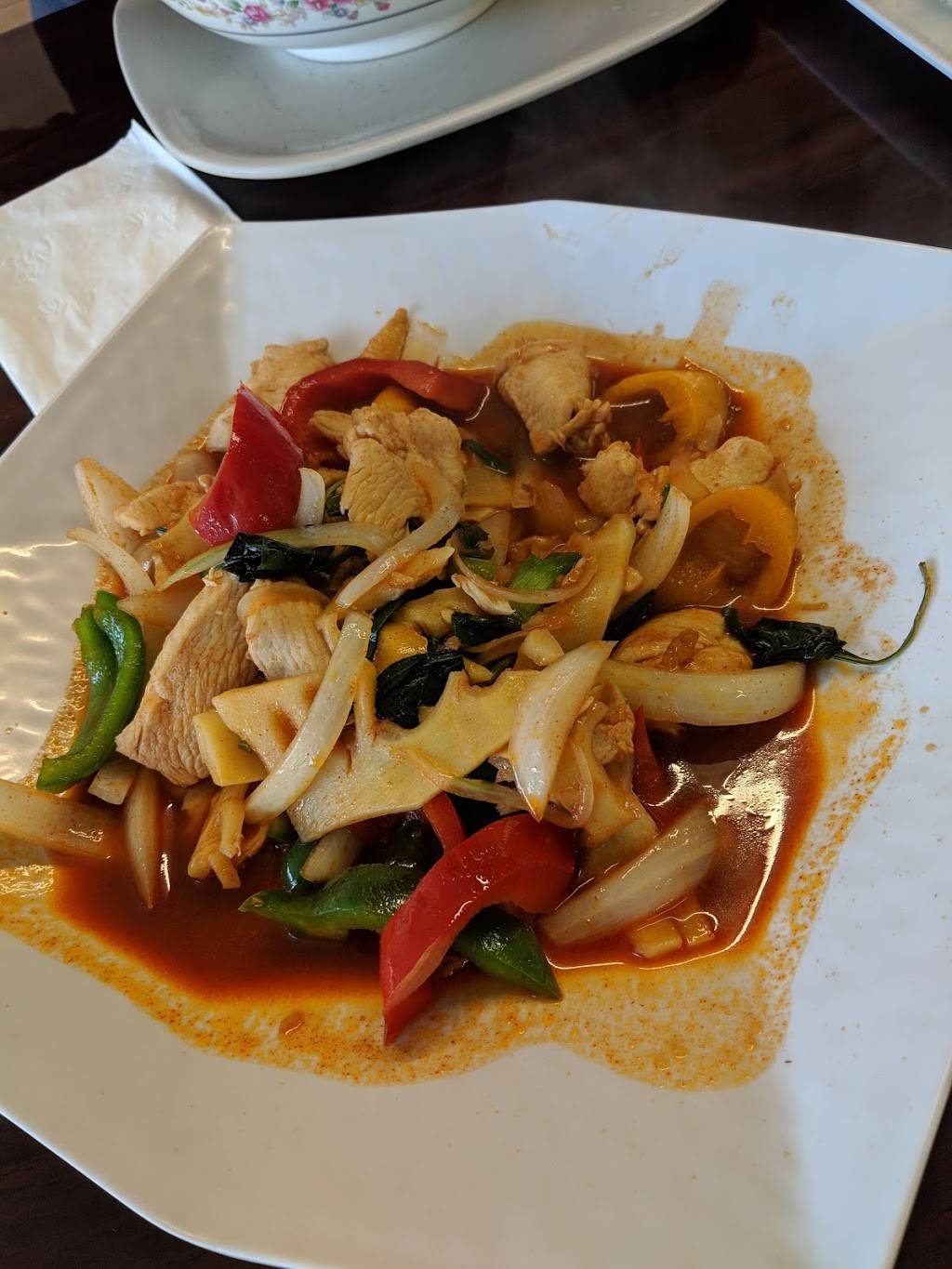 Sticky Rice | restaurant | 3720 E Olive Ave, Fresno, CA 93702, USA | 5594890234 OR +1 559-489-0234