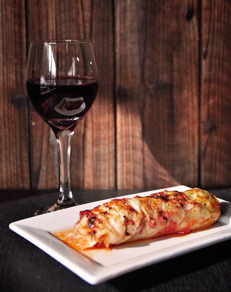 Out Aza Blue | restaurant | 57625 NW Wilson River Hwy, Gales Creek, OR 97117, USA | 5033572900 OR +1 503-357-2900