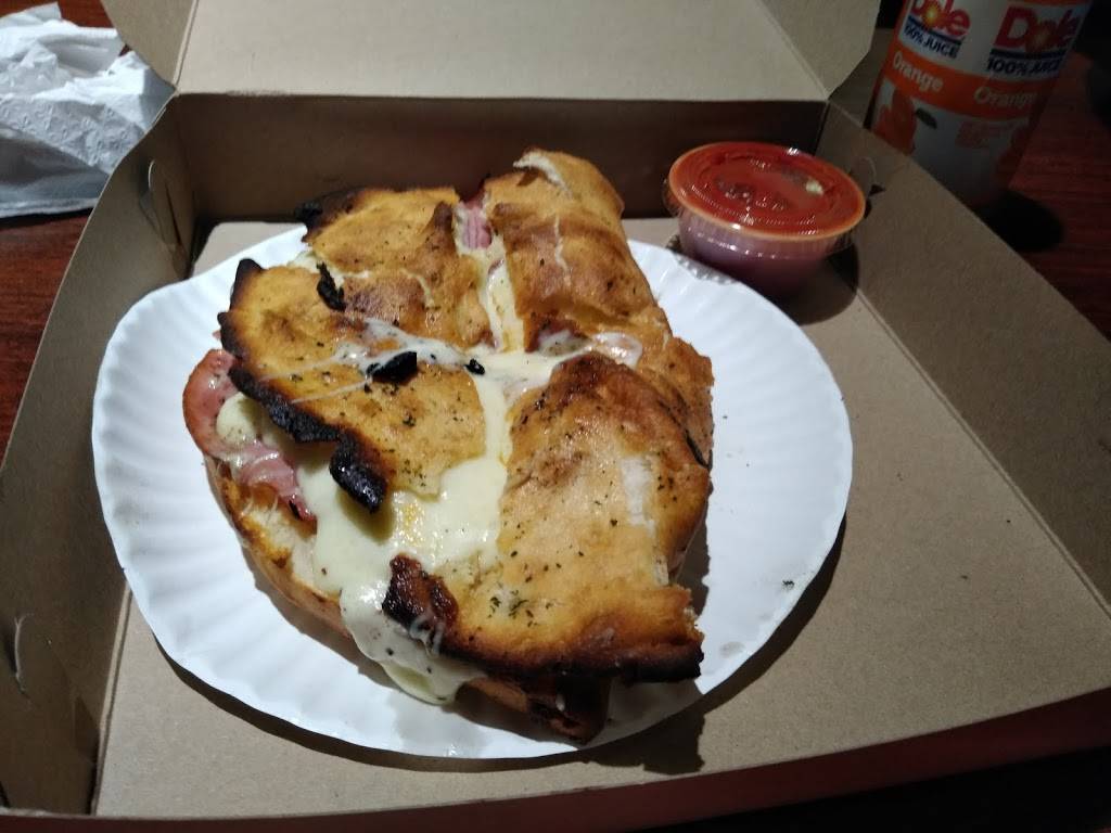 Carbones Pizzeria | restaurant | 1126 E Lovejoy St, Buffalo, NY 14206, USA | 7168975098 OR +1 716-897-5098