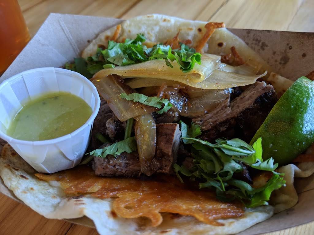 Taco Flats | restaurant | 5520 Burnet Rd #101, Austin, TX 78756, USA | 5122848352 OR +1 512-284-8352