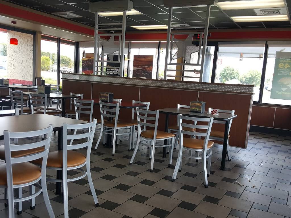 Hardees | restaurant | Route 29 South, Madison Heights, VA 24572, USA | 4348463212 OR +1 434-846-3212