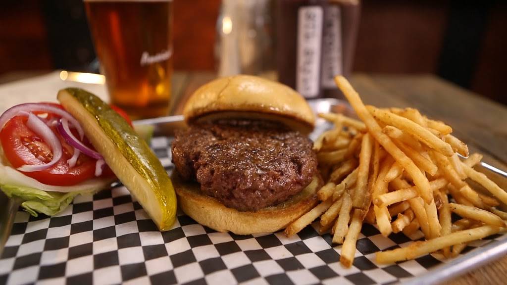 BBQ Saloon | restaurant | 4900 Laclede Ave, St. Louis, MO 63108, USA | 3148336666 OR +1 314-833-6666