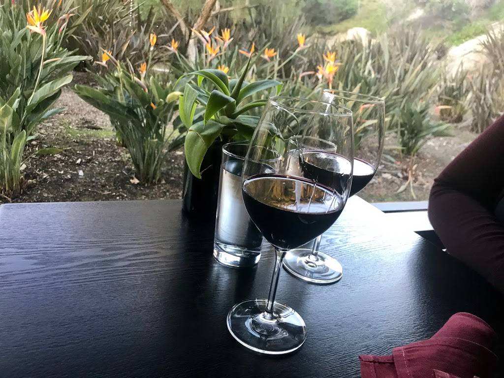 Barnoa Wine Company | restaurant | 831 Via Suerte #106, San Clemente, CA 92673, USA | 9493884378 OR +1 949-388-4378