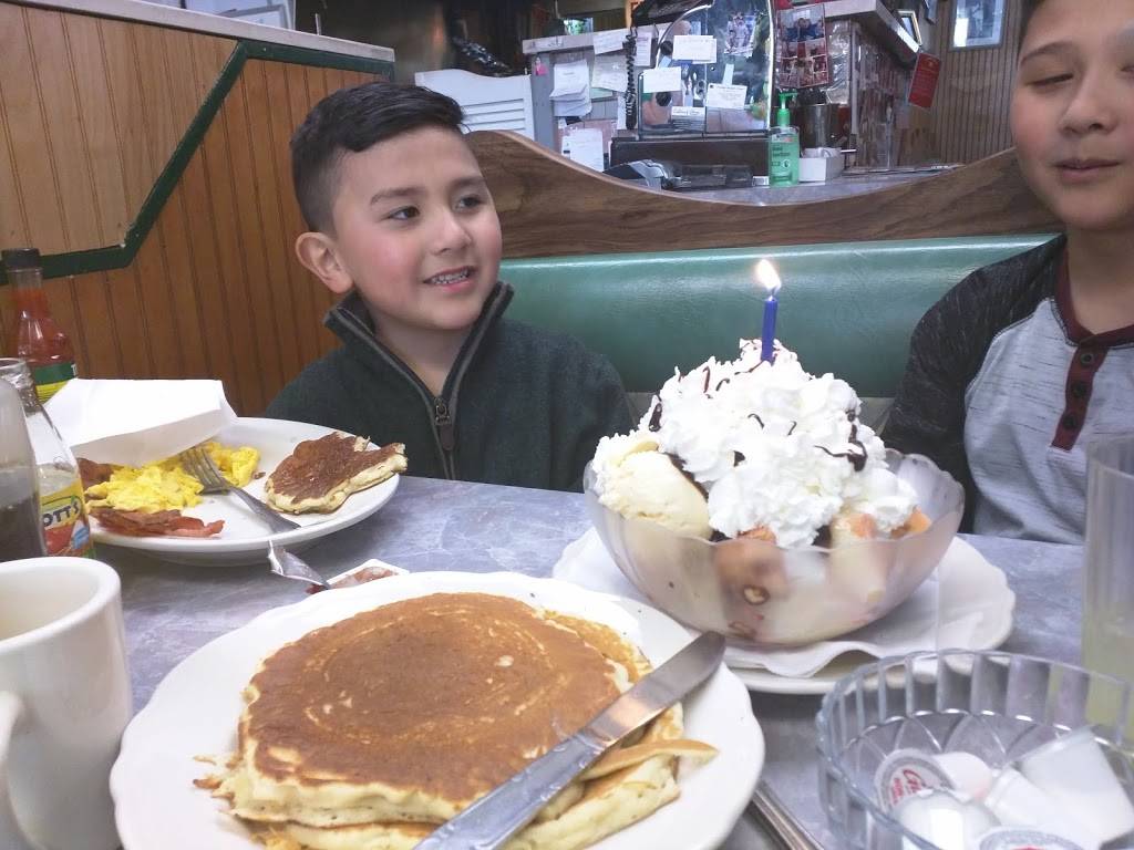 Nicks Hi Ho Cafe | restaurant | 3134 N Cicero Ave, Chicago, IL 60641, USA | 7735456015 OR +1 773-545-6015