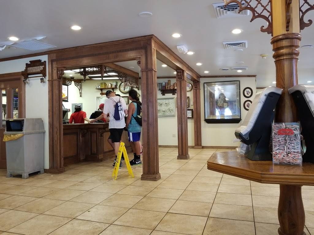 Arbys | restaurant | 375 Lagoon Dr, Farmington, UT 84025, USA | 8014517238 OR +1 801-451-7238