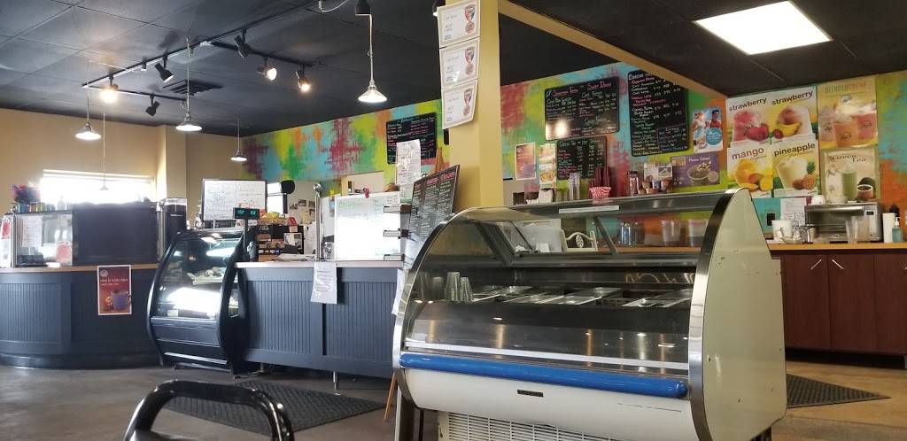 Cafe Royal | cafe | 1451 S Memorial Dr, New Castle, IN 47362, USA | 7655930454 OR +1 765-593-0454